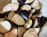 ナスと鶏もも肉の甘酢炒め作り方2写真