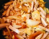 魚肉ソーセージのケチャップライス作り方2写真