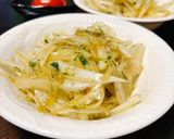 簡単サラダ♫新玉ねぎ×青じそドレッシング作り方6写真