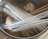 スルメと鶏のビーフンヌードル作り方4写真