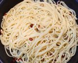 簡単☆しらすと卵黄のペペロンチーノ♩作り方6写真