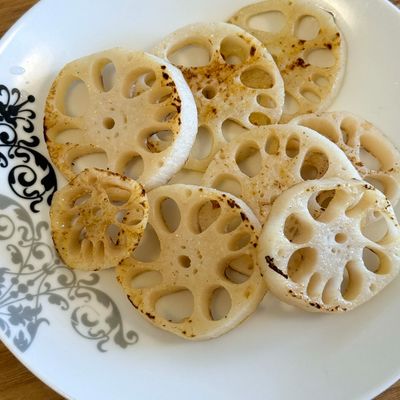 シャキッ！れんこんのオリーブオイル塩焼き by ムサシ食堂