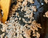 春キャベツとひき肉のソース炒め！作り方2写真
