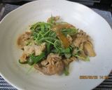 豚こまと豆苗ピーマンの味ぽん炒め😋作り方1写真