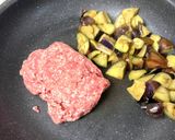 簡単！豚ひき肉とナスの甘味噌丼作り方3写真