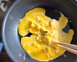 コーンの甘いスクランブルエッグ作り方4写真