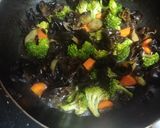 ✝肉なし満足🧡キクラゲ黒カレー🍛炒め煮🍅作り方2写真