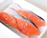 シンプルな自家製粕床で【鮭の粕漬け焼き】作り方1写真