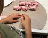 鰤の豚バラ巻き🥓ブロッコリーバジルソース作り方2写真