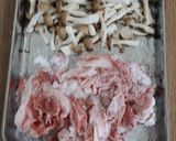 【豚肉ときのこのガリバタ醤油炒め】作り方1写真