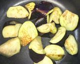 鍋ひとつで！焼き茄子の味噌汁作り方2写真