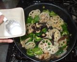 蓮根ピリ辛炒め♪簡単レシピ豚肉キクラゲ作り方8写真