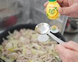 玉ねぎ&豚肉だけ★簡単あっさり塩豚丼作り方8写真