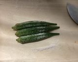 オクラと鶏胸肉の梅和え作り方1写真
