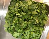 【保育園給食】法蓮草とベーコンのパスタ作り方1写真