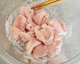 鶏むねとキュウリのオイスタバター炒め作り方2写真