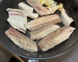 フライパンで作るブリあらのトマト煮作り方3写真