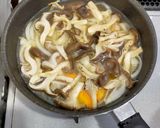 霜降りひらたけと鶏もも肉のデミ風煮込み作り方7写真