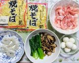 簡単夏の夕飯！小松菜豚肉餡掛け焼きそば作り方1写真