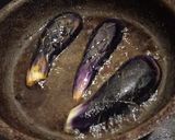 揚げ茄子ネギキャベツの塩餡掛け揚焼きそば作り方2写真