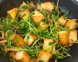 節約&栄養◎厚揚げ・しめじ・豆苗の炒め作り方7写真