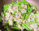 葱の香りがうま〜い！アスパラと豚肉のねぎ塩炒め♡作り方5写真