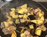 豚バラ肉と茄子のニンニク炒め作り方3写真