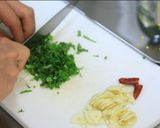 ＊簡単、しらすとバジルのペペロンチーノ作り方1写真