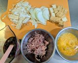 旨味しみしみ♪厚揚げのすき玉そぼろ丼作り方1写真