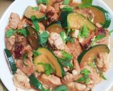 【ズッキーニ大量消費🥒】青味覇で極旨!鶏肉炒め🐓作り方5写真