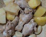 簡単★鶏手羽元とじゃがいもとにんにくのポン酢煮作り方5写真