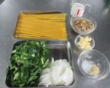 貧血予防に小松菜とあさりのクリームパスタ作り方1写真