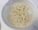 すだち香る！鮭と蓮根のバター醤油炒め作り方2写真