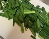 厚揚げとちくわのニラ卵とじ。めんつゆ使用作り方1写真