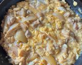簡単!フライパンでふわとろ親子丼作り方5写真