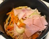 【簡単副菜】ハムとじゃがいも人参のコンソメ炒め作り方4写真