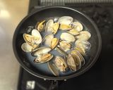 大あさりとアスパラガスの酒蒸し作り方4写真
