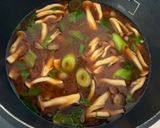 しめじ・九条葱・セロリの葉の味噌バター汁作り方3写真