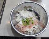 海老しんじょうと焼き餅のお吸い物作り方2写真