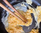 空芯菜とふんわり卵の塩炒め!ガーリック風味作り方2写真