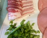 豚肉、みょうが、キャベツの炒め物作り方1写真