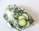 ご飯に合う【キュウリのカリカリ漬け】作り方1写真