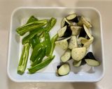 鶏胸1枚!なすとピーマンのオイマヨチキン作り方1写真