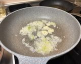 ペペロンチーノ塩焼きそば作り方1写真