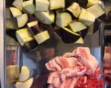 豚バラ肉と茄子のニンニク炒め作り方1写真