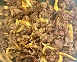 甘辛　牛薄切りと舞茸の炒め作り方5写真