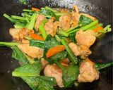 鶏もも肉と小松菜のとろり中華炒め作り方6写真