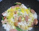 ウィンナとツナピーマン炒飯😋♪作り方5写真