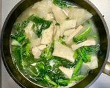 冷凍生餃子とエリンギとほうれん草のスープ作り方4写真