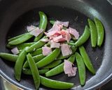 スナップエンドウのニンニクいしる炒め作り方3写真